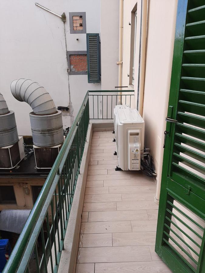 Affittacamere Stazione 恩波利 外观 照片